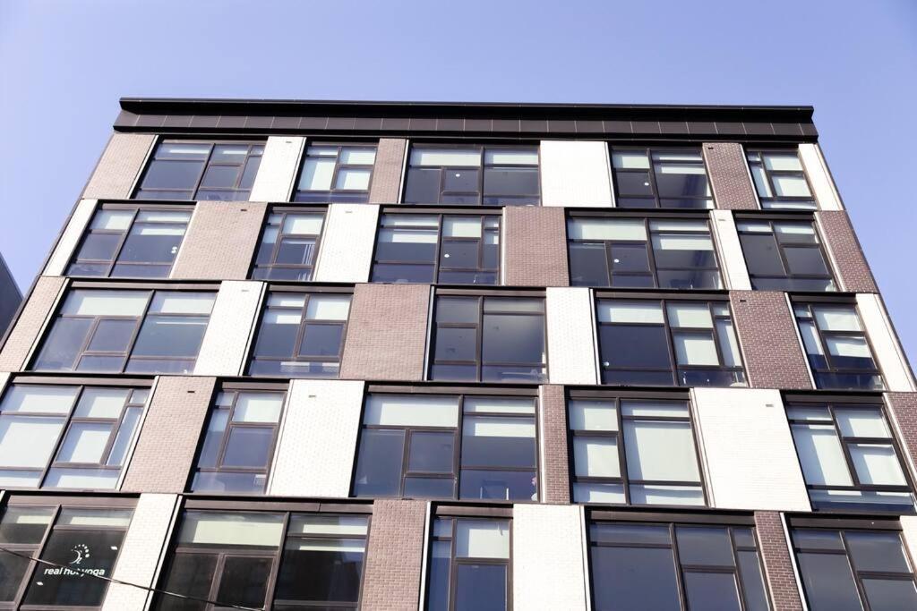 Dharma Home Suites Hoboken Luaran gambar