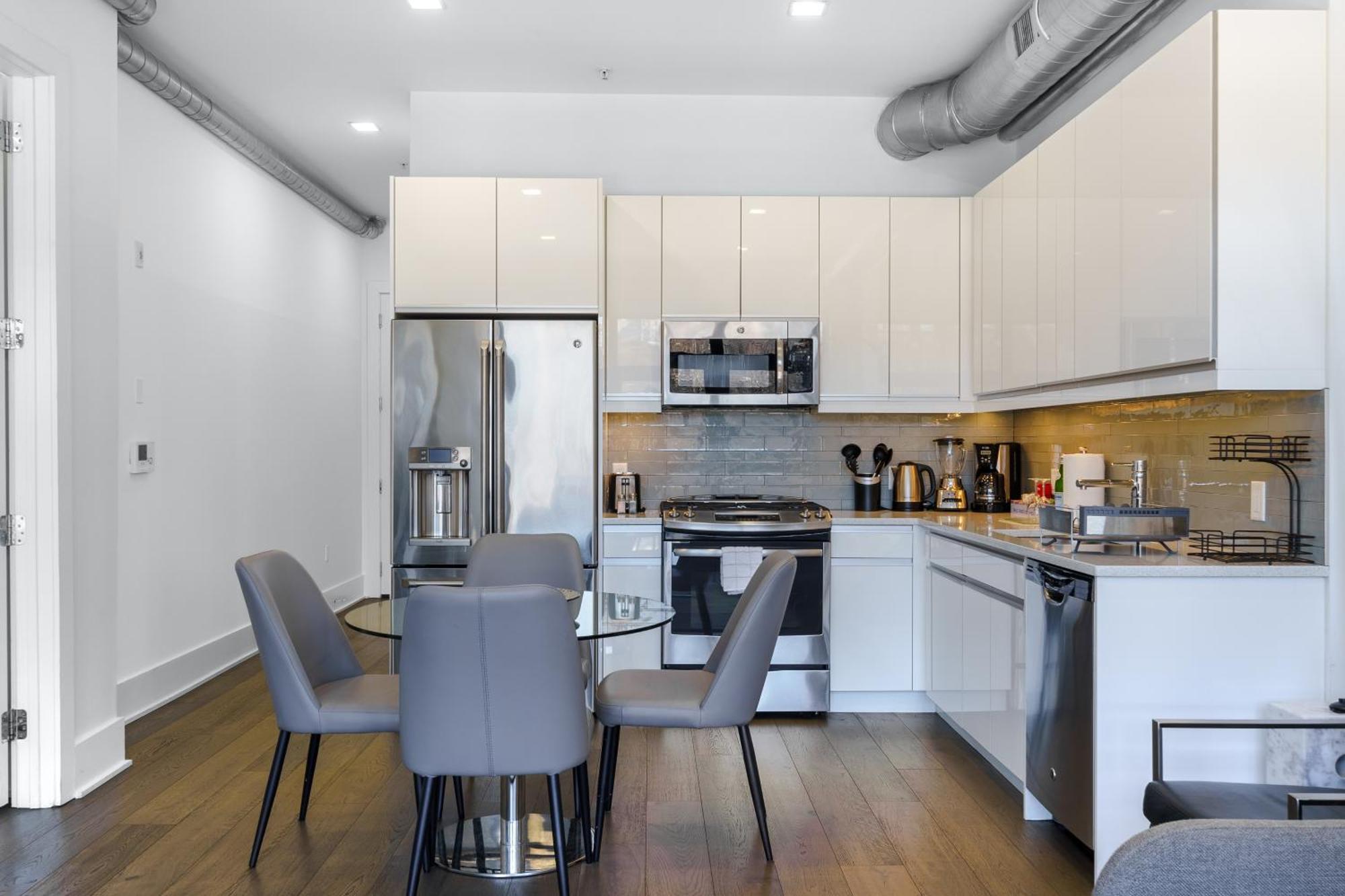 Dharma Home Suites Hoboken Luaran gambar