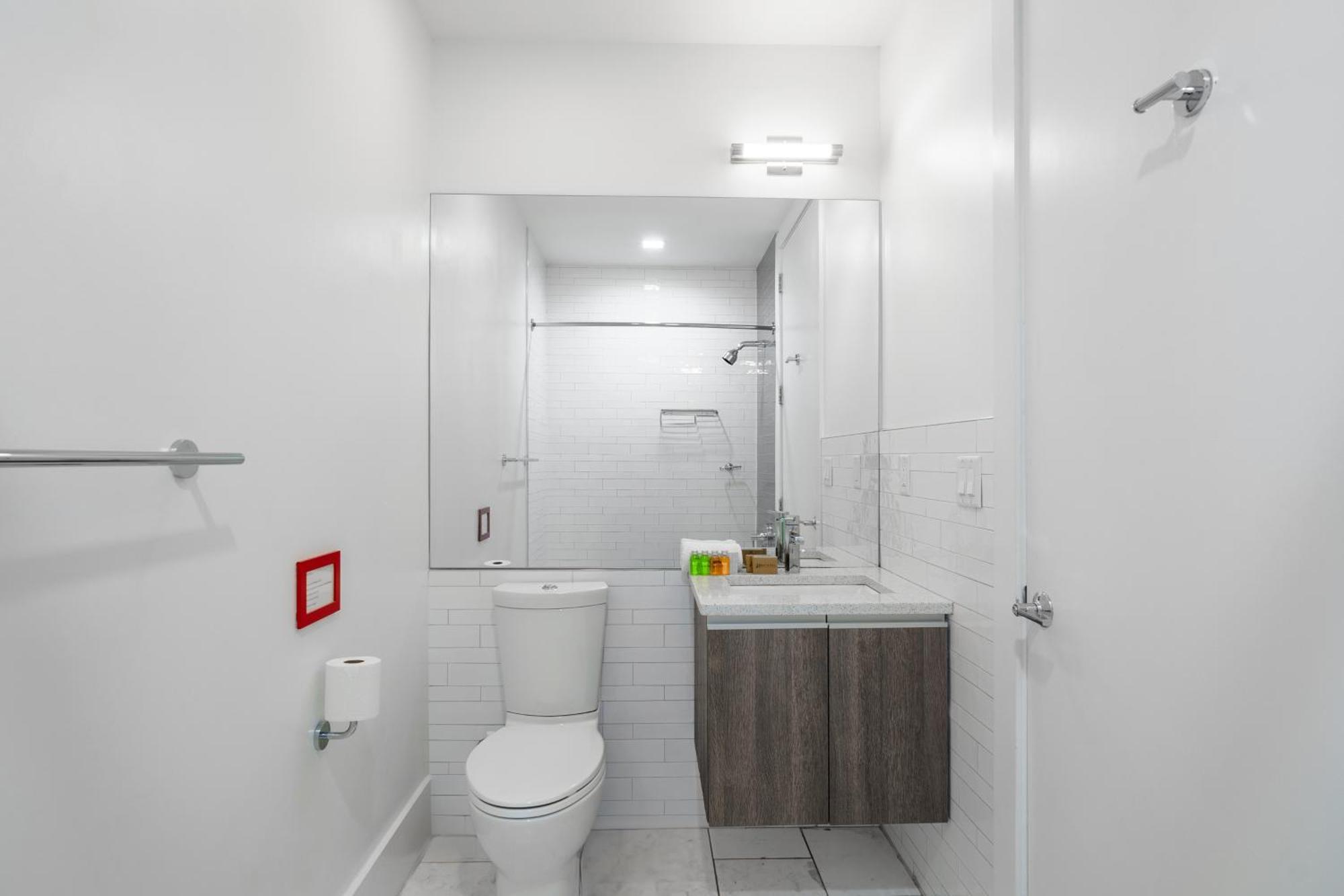 Dharma Home Suites Hoboken Luaran gambar