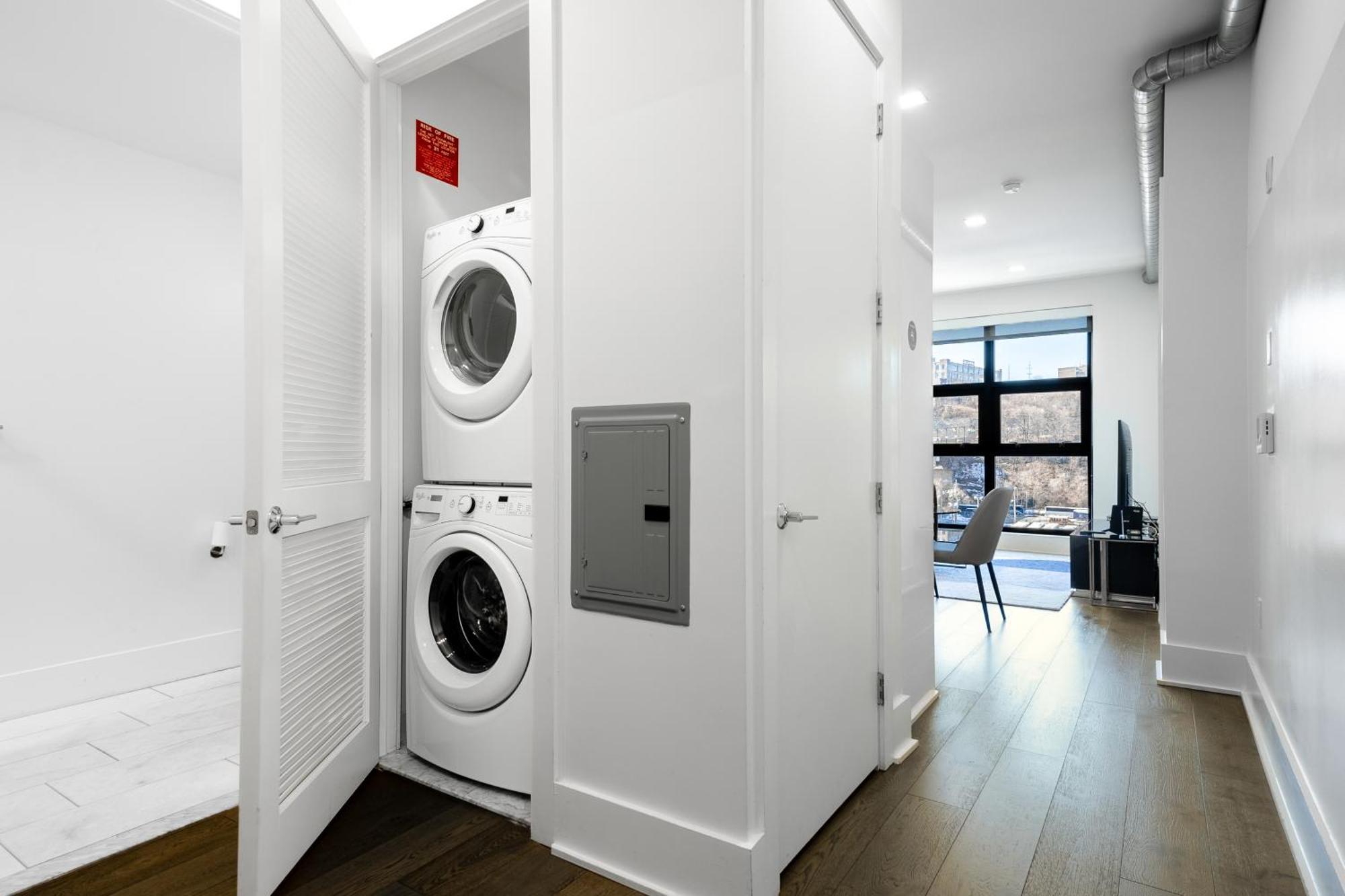 Dharma Home Suites Hoboken Luaran gambar
