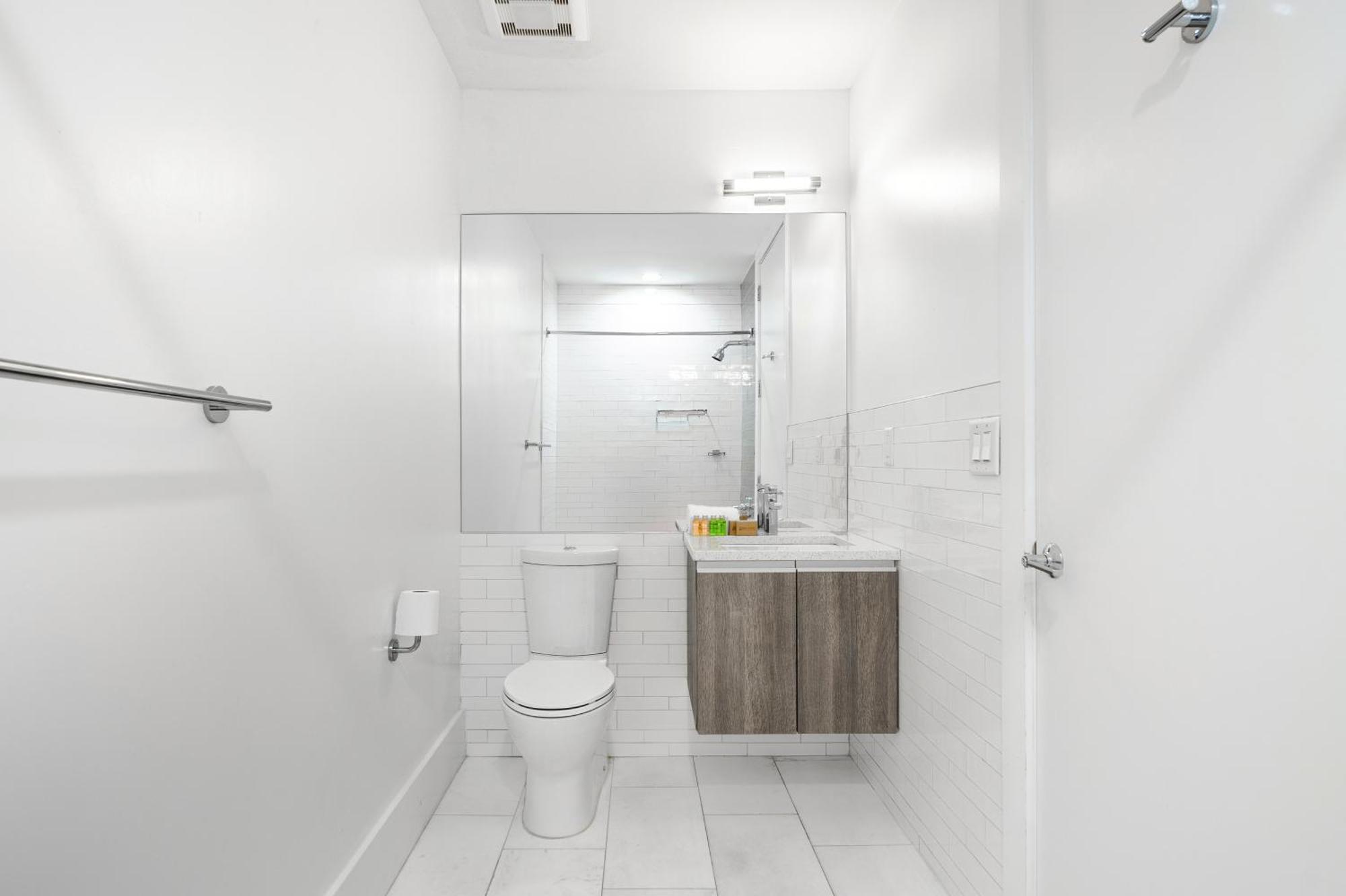 Dharma Home Suites Hoboken Luaran gambar