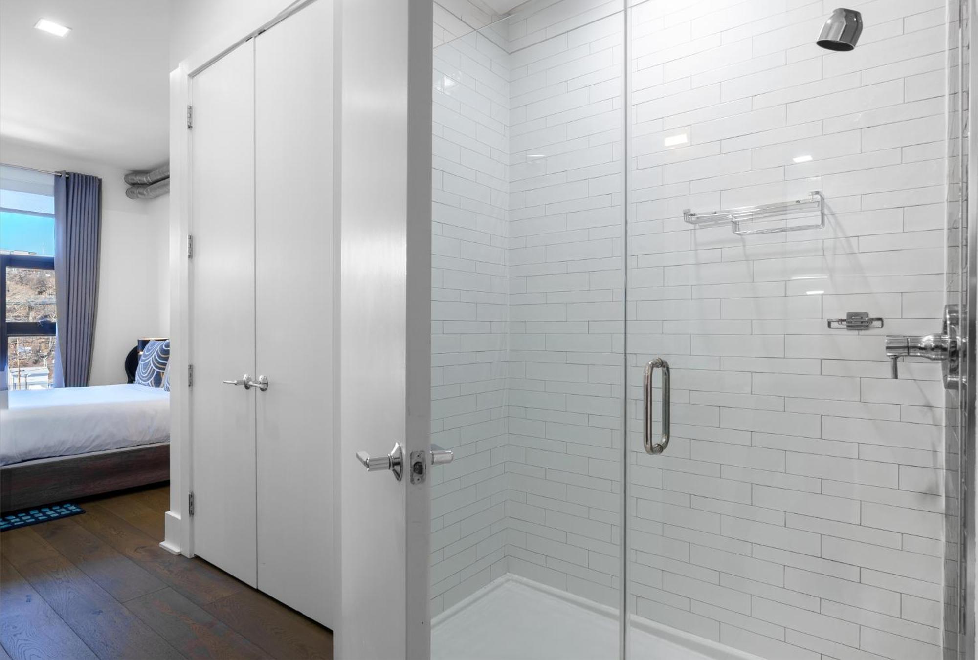 Dharma Home Suites Hoboken Luaran gambar